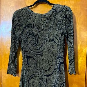 Connected apparel small dress top